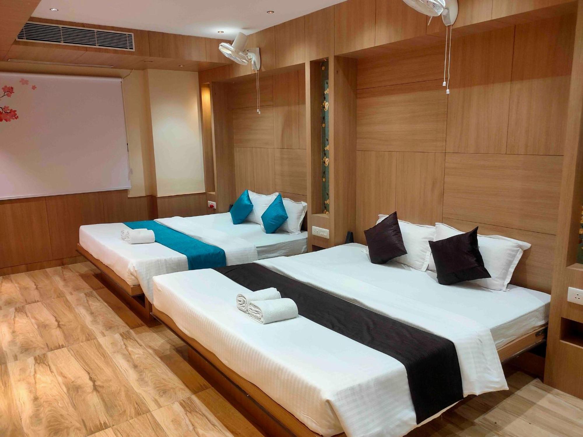 Hotel Mellow Mood Бхубанешвара Экстерьер фото