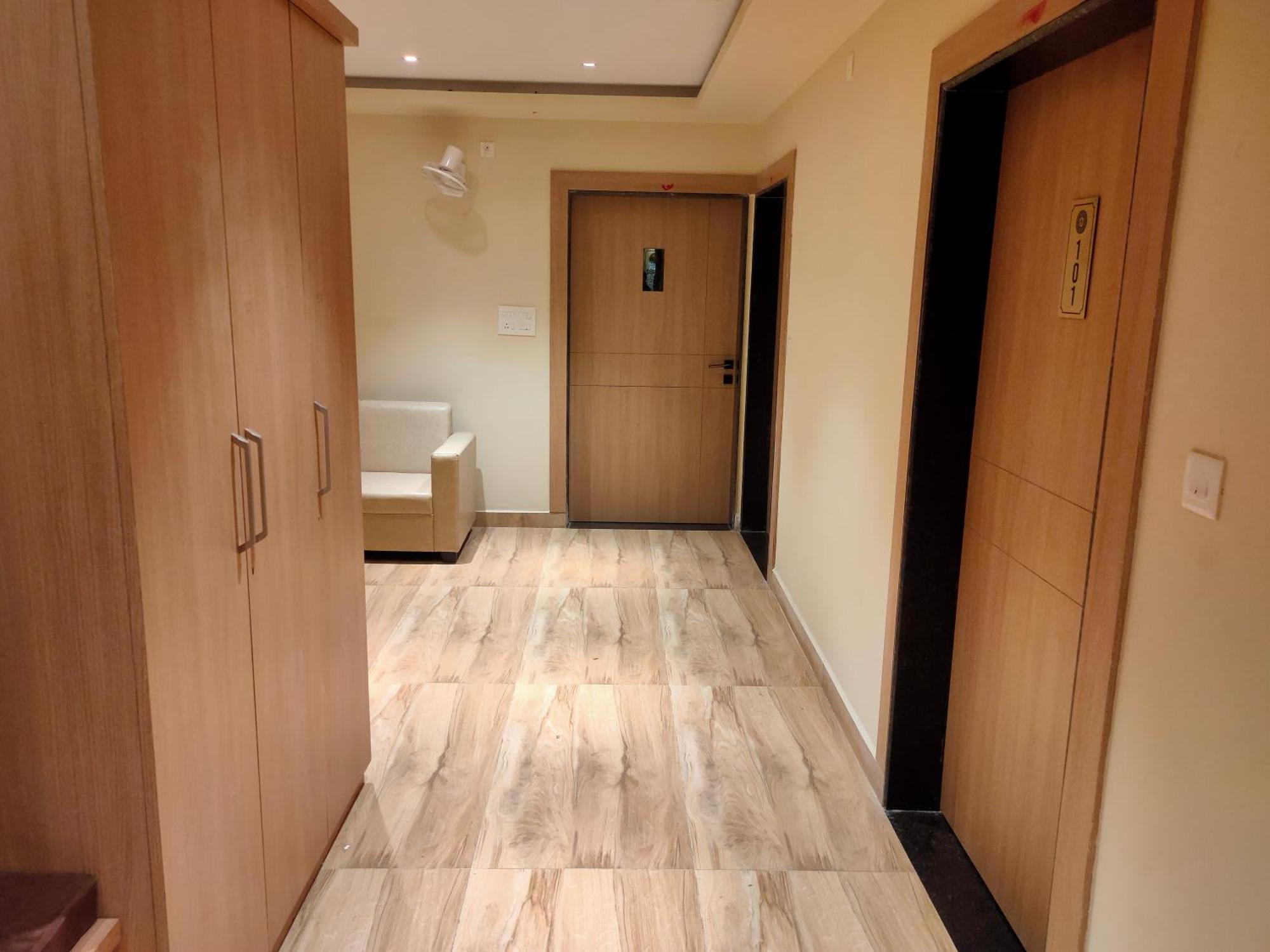 Hotel Mellow Mood Бхубанешвара Экстерьер фото
